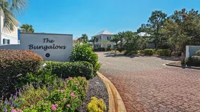 Dog Friendly @ Bungalows at Seagrove; 2 Blocks to Beach ~ Overlooks Pool/spa - Image 4