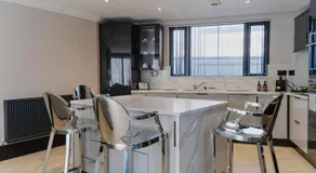 The County Aparthotel - Image 4