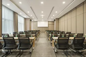 Atour Hotel Dingxi - Image 5