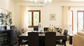 Sissy Luxury Mountain Villa - Image 3