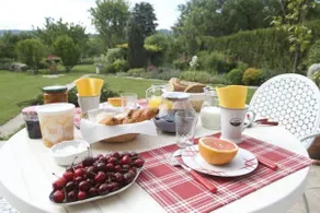 Chambre Bergamote, Au pied de la Colline - Image 3