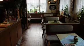 Gasthaus Zum Stadtwald - Image 2