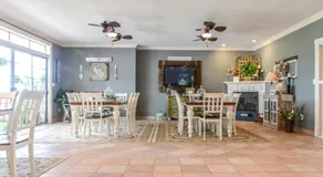 Barren Breeze Bed and Breakfast - Image 3