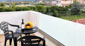 White House Kokas Luxury Apartments - Image 4