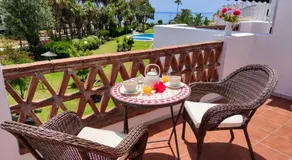 Spacious Beachfront Town House in Estepona with Fully Equipped Kitchen, Pools, Garden, Sea View - Image 3