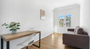 Fairlight Luxe Escape 4BR with Parking - Image 2