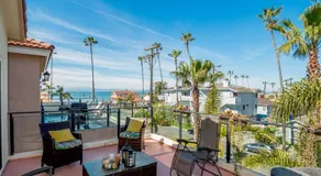 Holiday Home - Image 3