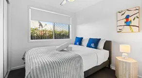 Cozy 2BR Home Quiet Bellbird Park Stay - Image 2
