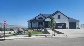 ROSS VACATION HOMEs - Image 5