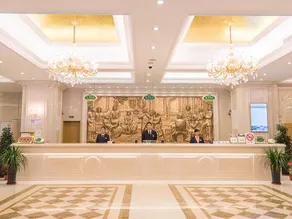 Vienna International Hotel Shanghai Jinshan Zhujing - Image 2