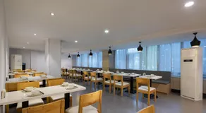 True Go Hotel x ---Wuhan Xinhua Road Union Hospital Branch - Image 3