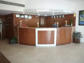 FabHotel Juhu Plaza - Image 5