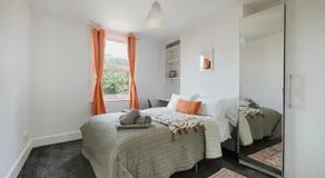 Wilton house - 3 bedroom house with garden - Image 2