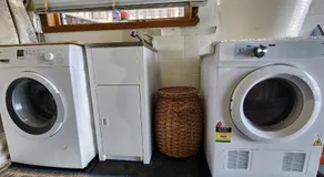 Waterfront Abode - 2 bedrooms - Image 4