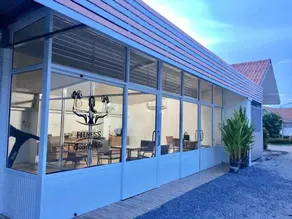 The Good House (Room on Request) - Image 3