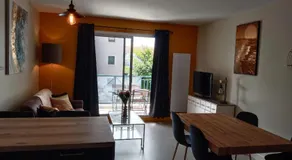 APPARTEMENT AU CALME AVEC PISCINE ET PARKING dans résidence securisée - Image 2