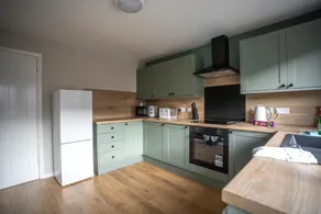 Bank House - Image 4
