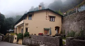 Alasia Hotel - Image 4
