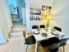 Luxury 2BR 2BA Near Fashion District by Oneluxstay - Image 5