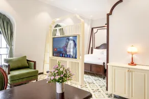 JULIE's HOUSE - A LUXURY APARTMENT IN HUE - Image 4