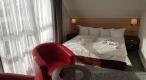Motelik Lord - Image 2