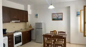 Ravanos Apartment - Image 4