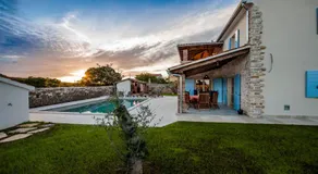 Eksklusiv Villa Tomani med privat pool - Image 2