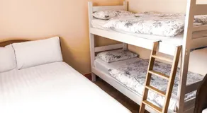 Brú Radharc na Mara - Sea View Hostel - Image 2