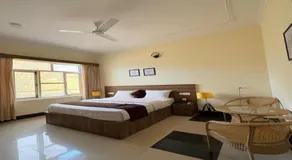SHR Resort - Image 2