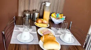 Don Carlo Hotel - Image 4