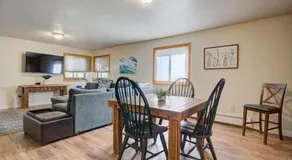Charming and cozy downtown Bozeman 3 bedroom condo Walk to dinner and drinks - Image 4