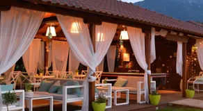 Korina Hotel - Image 4
