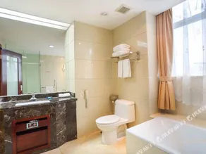 Yifeng Hotel - Image 2