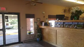 Loyalty Inn Pasco - Image 2