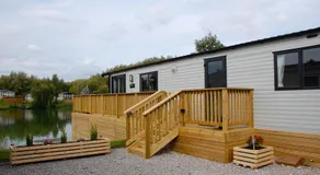 Castleton Static lodge on Wold View Fisheries Leisure Park - Image 5