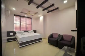 Hotel Radhe Krishna - Image 5