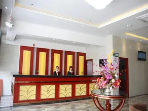 GreenTree Inn Shanghai Luojing Express Hotel - Image 2