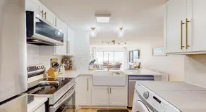 Oceanfront condo with pool & tennis - balcony, AC, WiFi & washer/dryer - Image 4