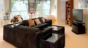 Delightful Cottage with Garden and Sauna in California - Image 3