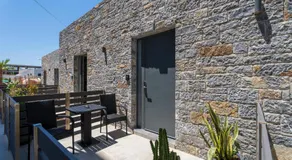 EcoHeaven Suites - Image 5