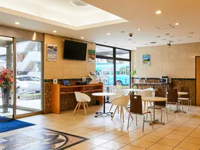 Toyoko Inn Tokyo Tozai-sen Nishi-kasai - Image 3