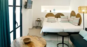 Aparthotel El Cargol - Image 2