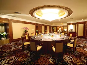 Yishiyuan Hotel - Image 4