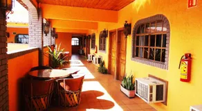 Hotel La Hacienda de la Langosta Roja - Image 3