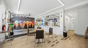 Lake Drive apartment - Image 3