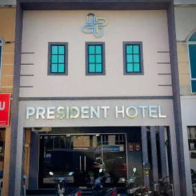 President Hotel - Image 4