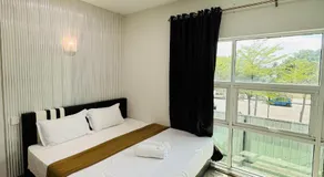 Rayyaz Inn - Image 2