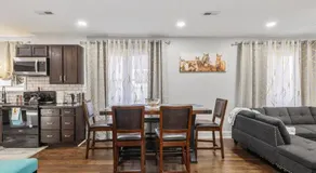Spacious Bungalow Retreat Near Belle Isle RVA - Image 2
