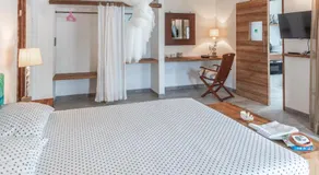 Reve Island Lodge - Image 5