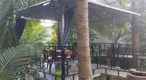Home Vuon Dua - Image 2